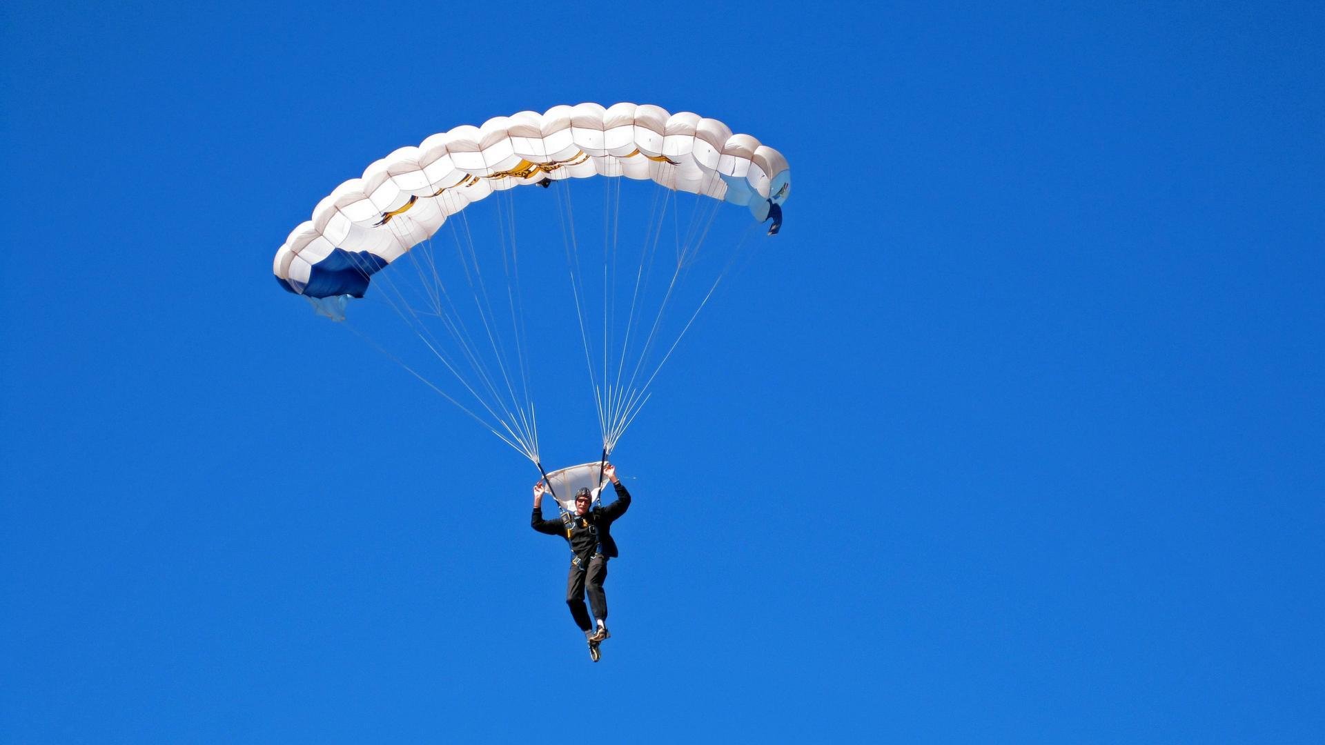 开云电竞在线-跨界合作成趋势：电竞与电影、动画同步发力，电竞题材影视化